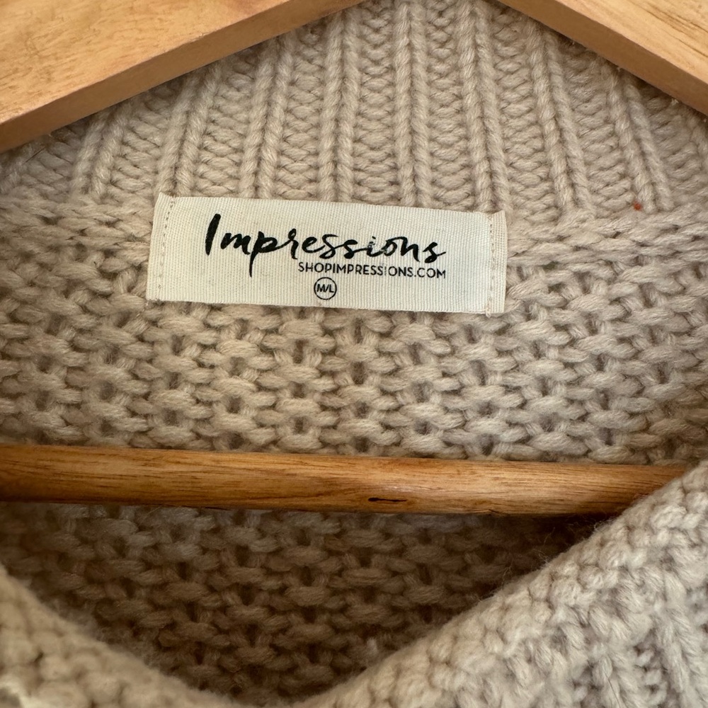 Impressions Color-block Sweater - Picture 2 of 3